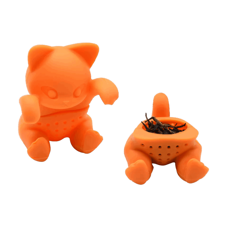Orange kat te infuser som er skilt ad og fyldt med te