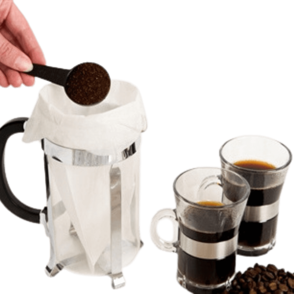Stempelkande med Caffi filter og 2 kopper kaffe