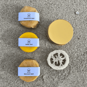 Kystnær Gaveæske med Havtorn, som ligger på en strand