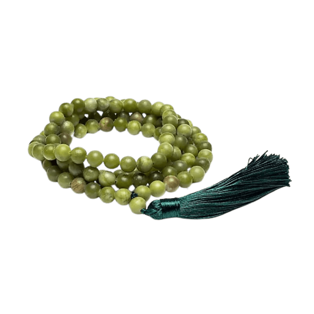 Mala armbånd med grøn jade perler og tassel