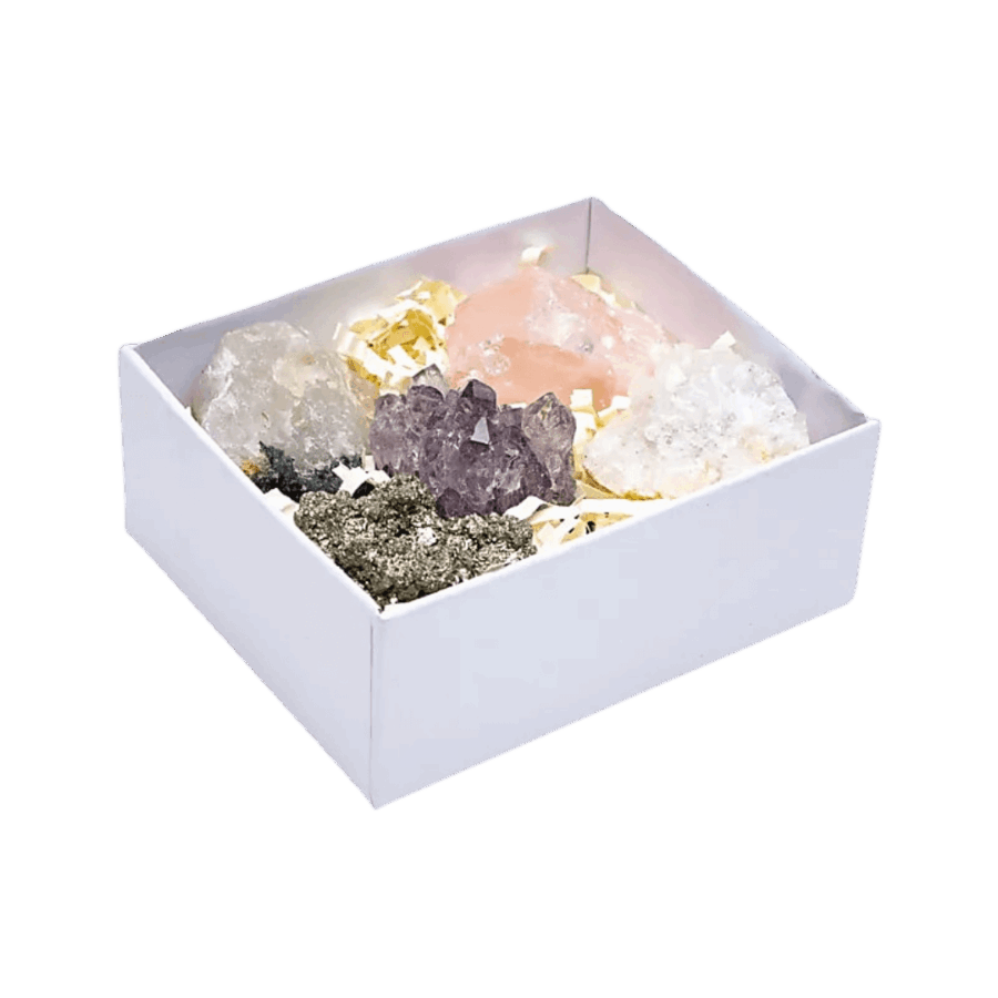 Gaveæske med mineralsten, ametyst, turmailn, pyrit, rosenkvarts, kvarst geode
