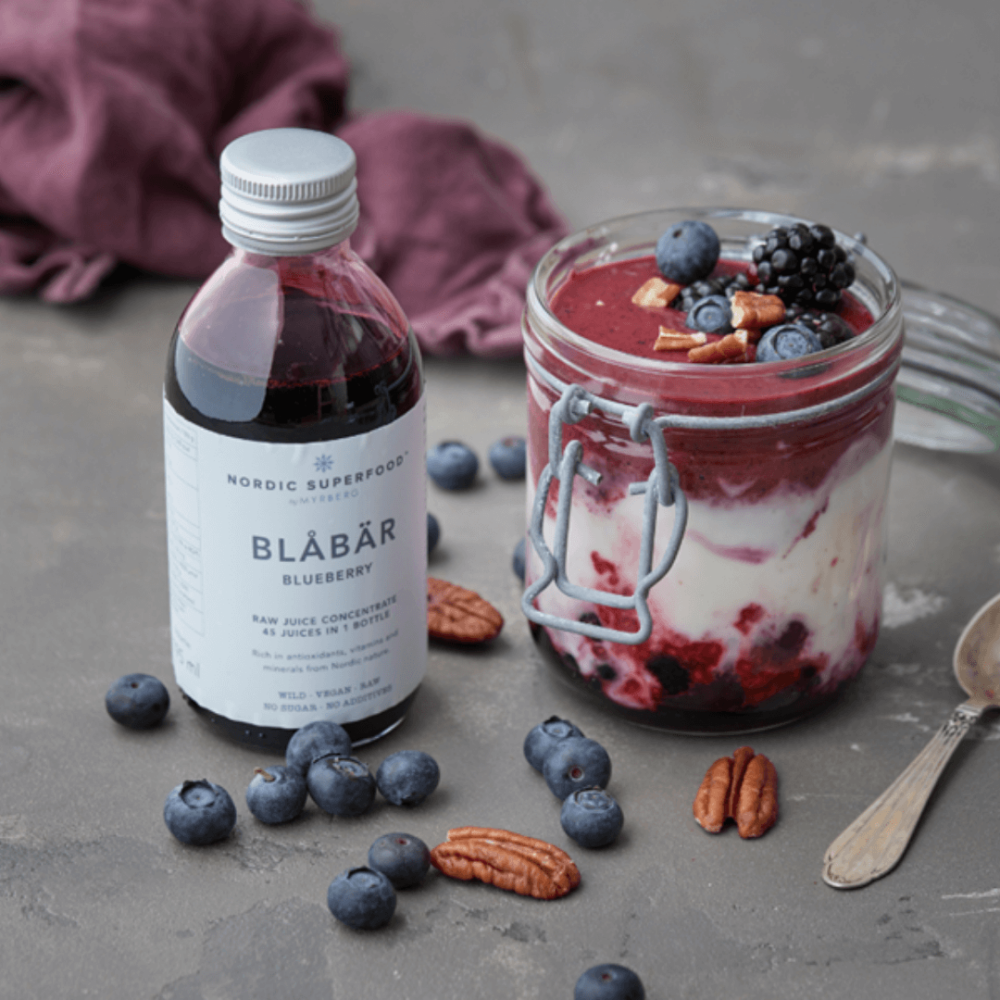 Nordic Superfood - Raw Juice Concentrate - Blueberry brugt i en dejlig youghurt