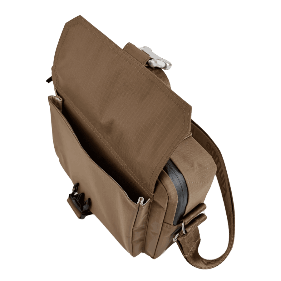 NOAH Cross-Body bag fra Kintobe i Earth Brown